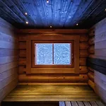 Seaside Log-house 'merehobeda' With Sauna And Hot Tub Lohusalu