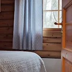Seaside Log-house 'merehobeda' With Sauna And Hot Tub Holiday home *