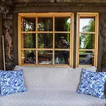 Seaside Log-house 'merehobeda' With Sauna And Hot Tub Holiday home