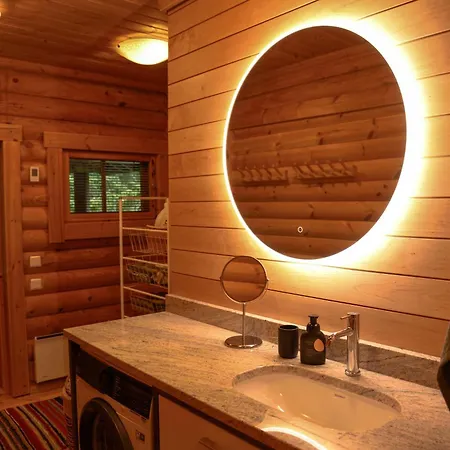 Seaside Log-house 'merehobeda' With Sauna And Hot Tub
