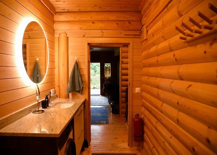 Дом отдыха Seaside Log-house 'merehobeda' With Sauna And Hot Tub Лохусалу