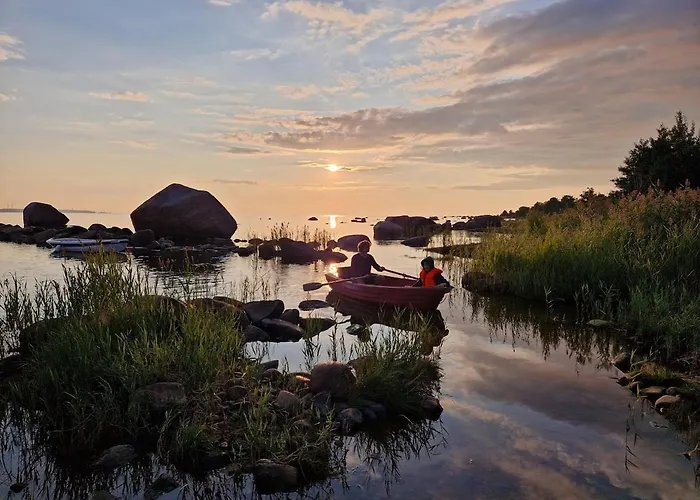 Seaside Log-house 'merehobeda' With Sauna And Hot Tub Дом отдыха